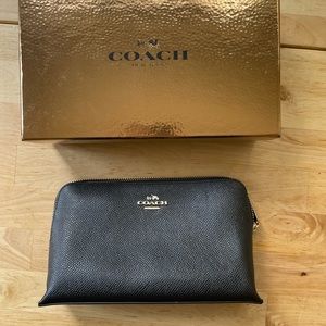 COACH MAKE UP BAG- NEW / NEVER USED